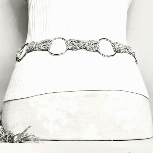 Handcrafted Silver Tone Gray Statement Chain Link Belt With Beaded Tassels - Picture 3 of 13